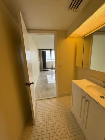 $2,950 | 5200 North Flagler Drive, Unit 902, West Palm Beach, FL 33407