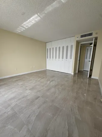 $2,950 | 5200 North Flagler Drive, Unit 902, West Palm Beach, FL 33407