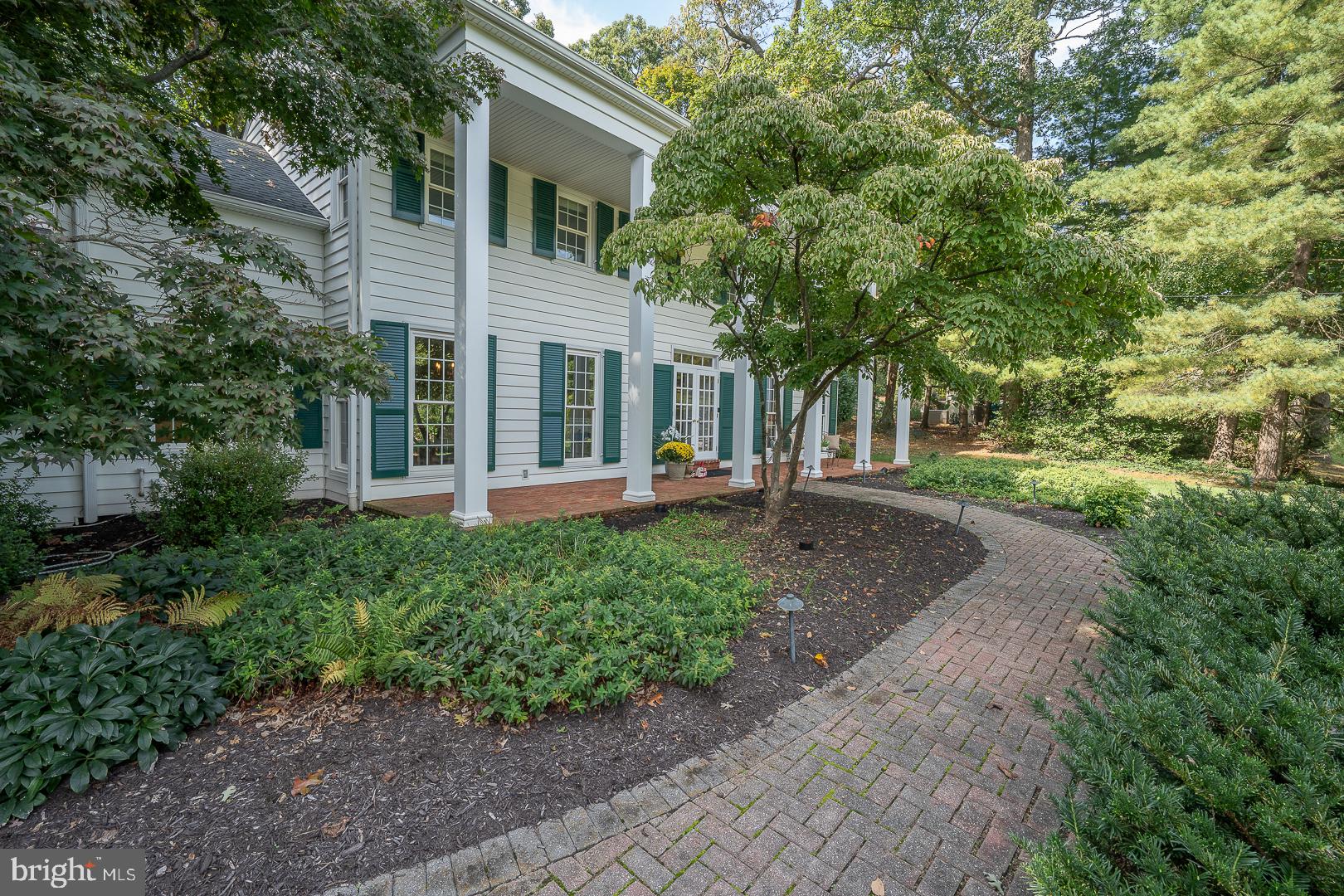 127 Kynlyn Road Wayne, PA 19087 - Photo 2 of 55 Brick walk-way to entry