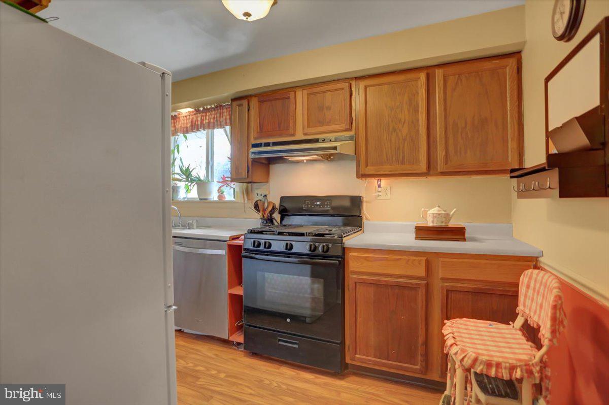 119 Dill Road York, PA 17404 - Photo 5 of 25 Gallery Image 5