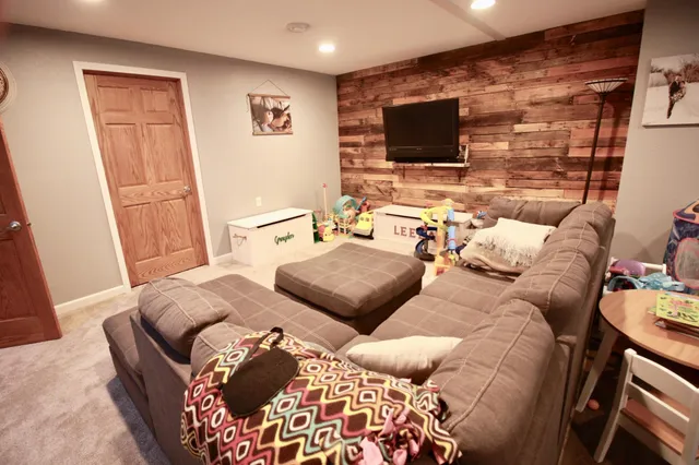 $248,000 | 130 12th Street North, Breckenridge, MN 56520