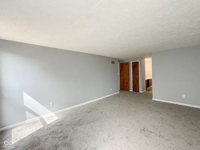 $365,000 | 9362 Helmsdale Drive, Indianapolis, IN 46256