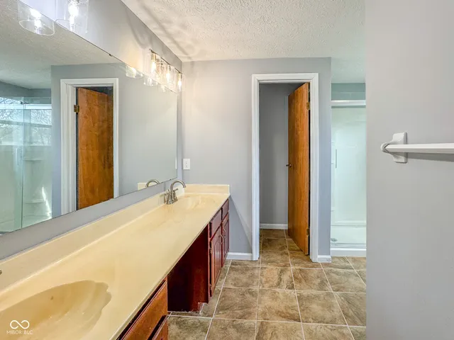 $365,000 | 9362 Helmsdale Drive, Indianapolis, IN 46256