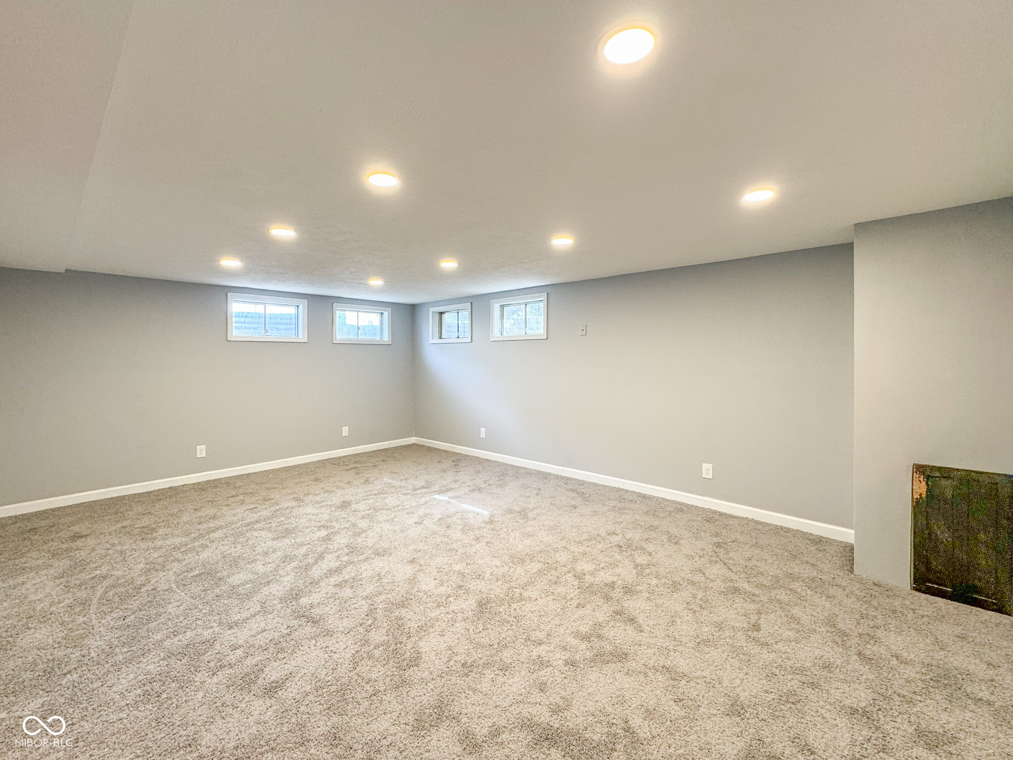 9362 Helmsdale Drive Indianapolis, IN 46256 - Photo 23 of 47