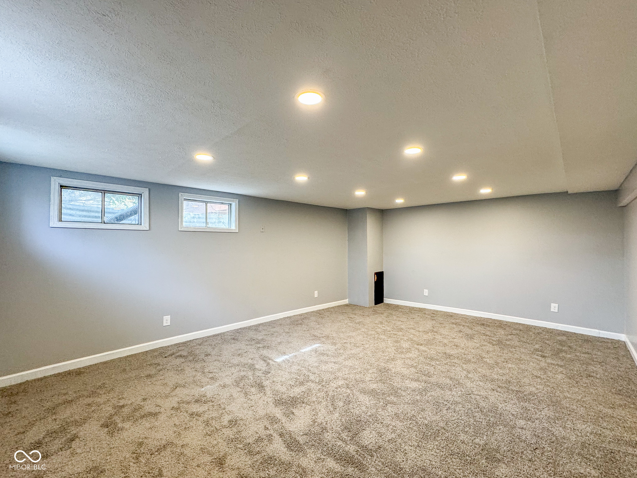 9362 Helmsdale Drive Indianapolis, IN 46256 - Photo 24 of 47