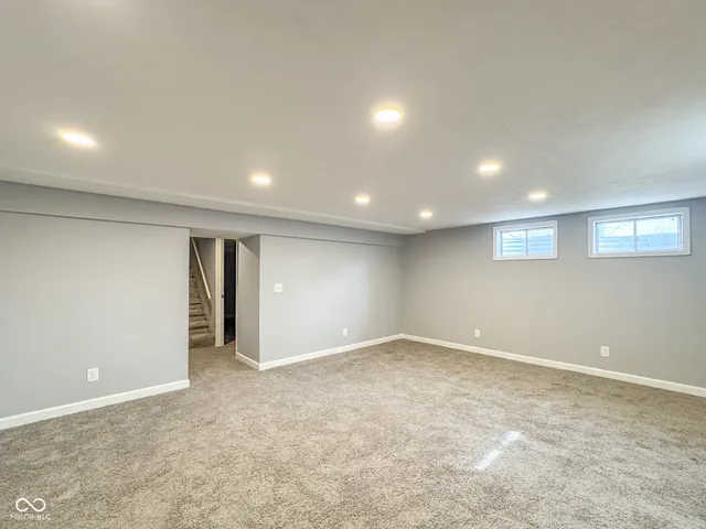 $365,000 | 9362 Helmsdale Drive, Indianapolis, IN 46256