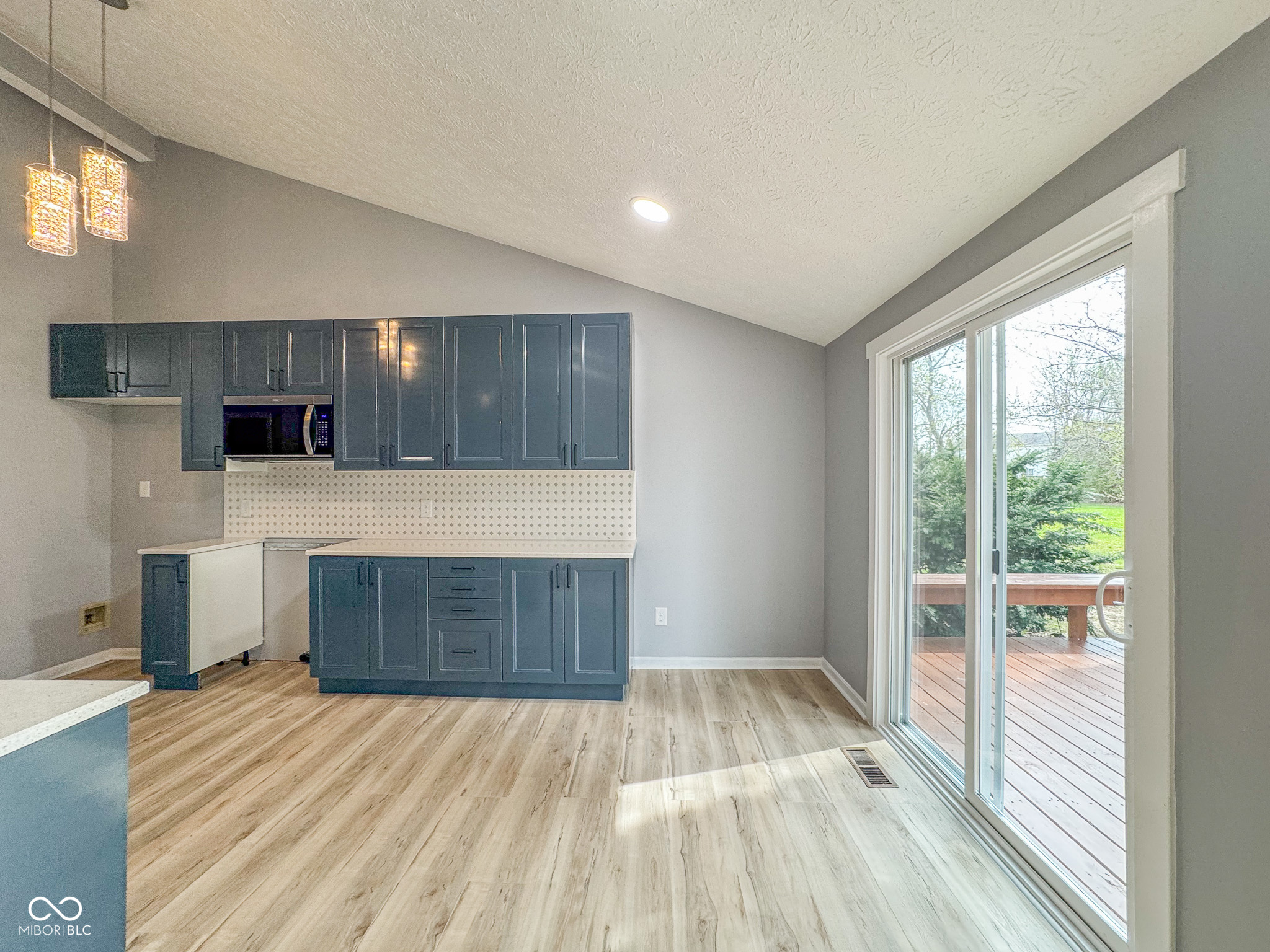 9362 Helmsdale Drive Indianapolis, IN 46256 - Photo 28 of 47