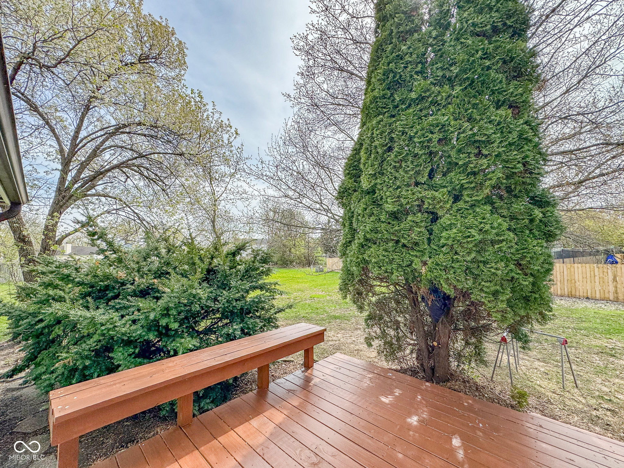 9362 Helmsdale Drive Indianapolis, IN 46256 - Photo 5 of 47