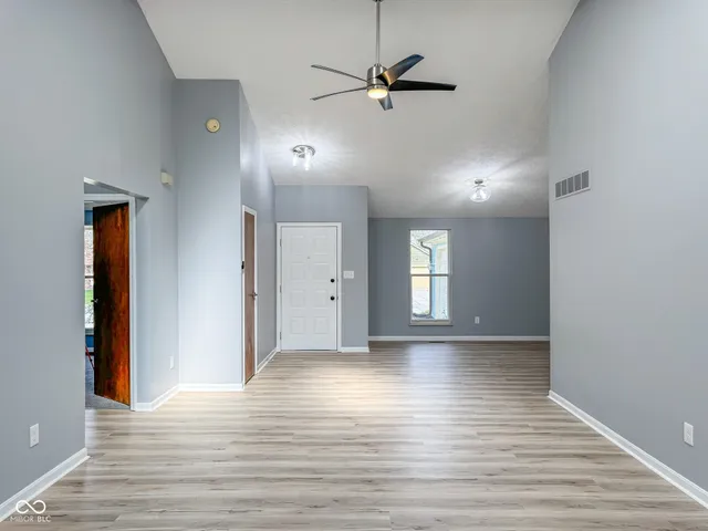 $365,000 | 9362 Helmsdale Drive, Indianapolis, IN 46256