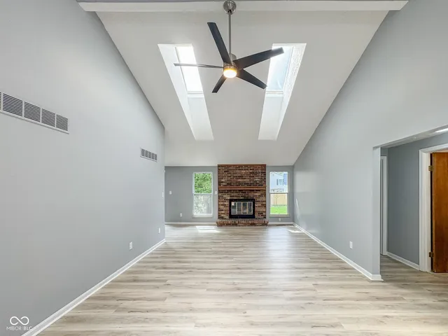 $365,000 | 9362 Helmsdale Drive, Indianapolis, IN 46256