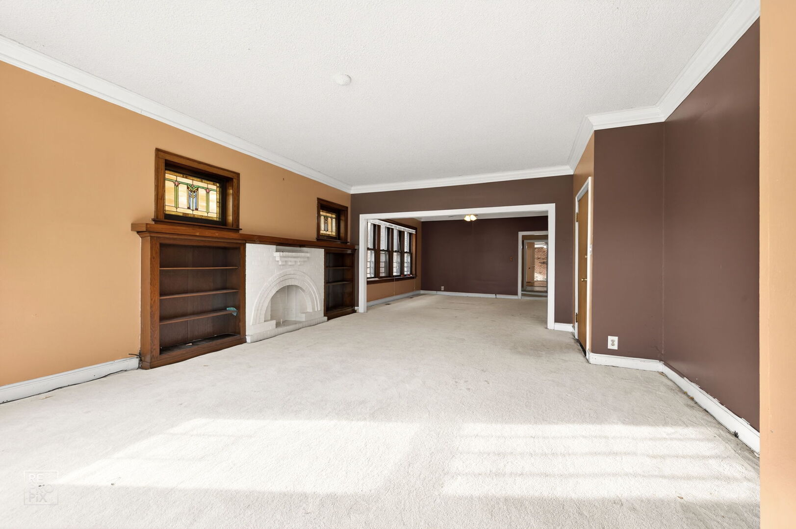 7236 South Michigan Avenue Chicago, IL 60619 - Photo 2 of 15 a view of an empty room