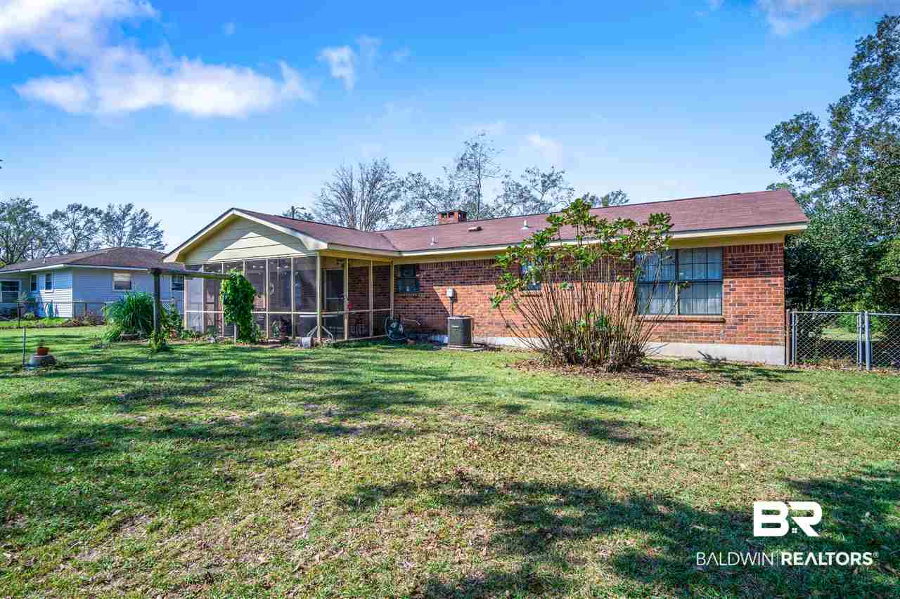 10220 Longview Drive Foley, AL 36535 - Photo 7 of 22