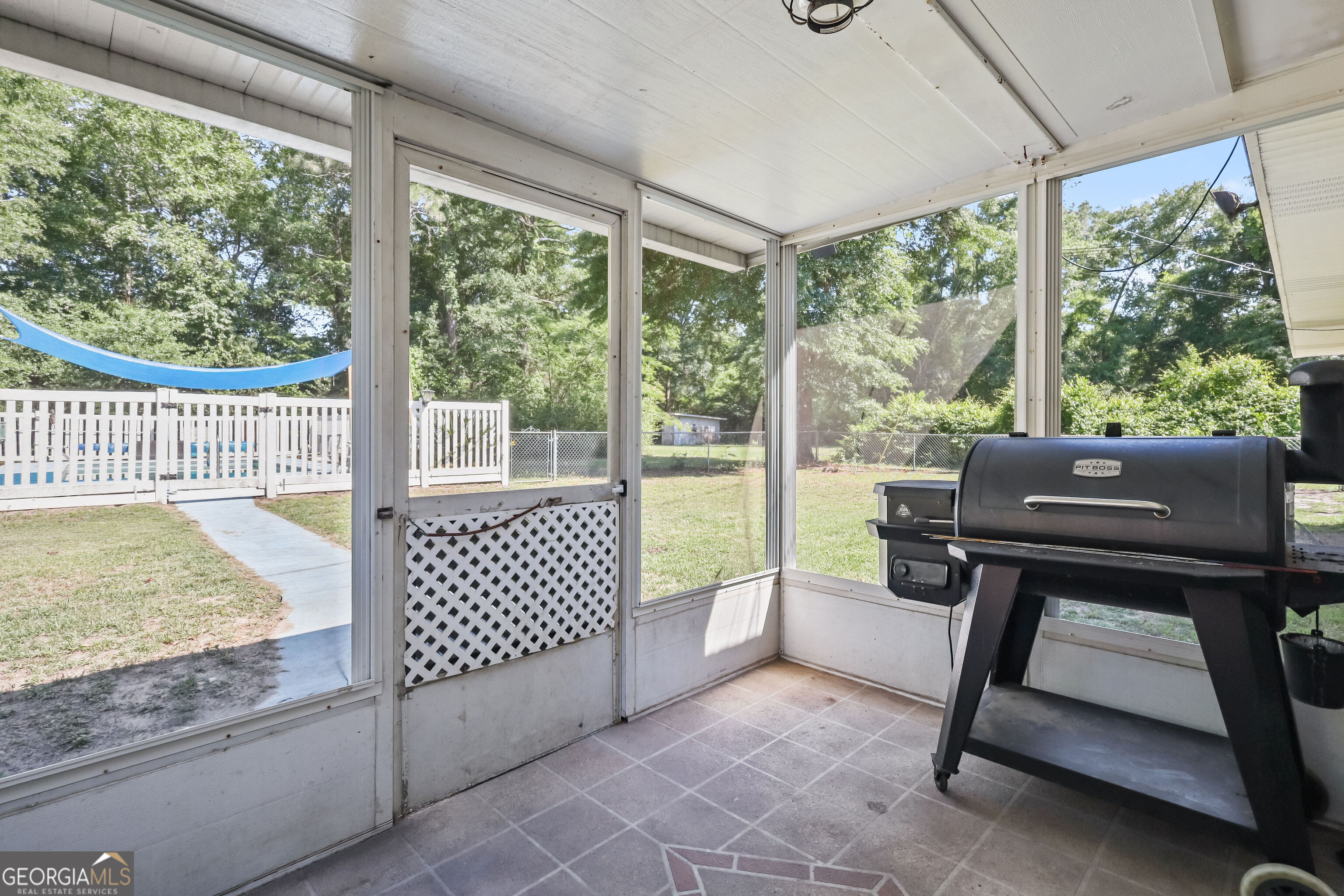 436 Killingsworth Road Jesup, GA 31545 - Photo 19 of 24