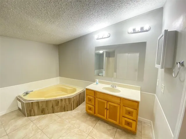 $1,695 | 1770 Holliday Drive, Casselberry, FL 32707