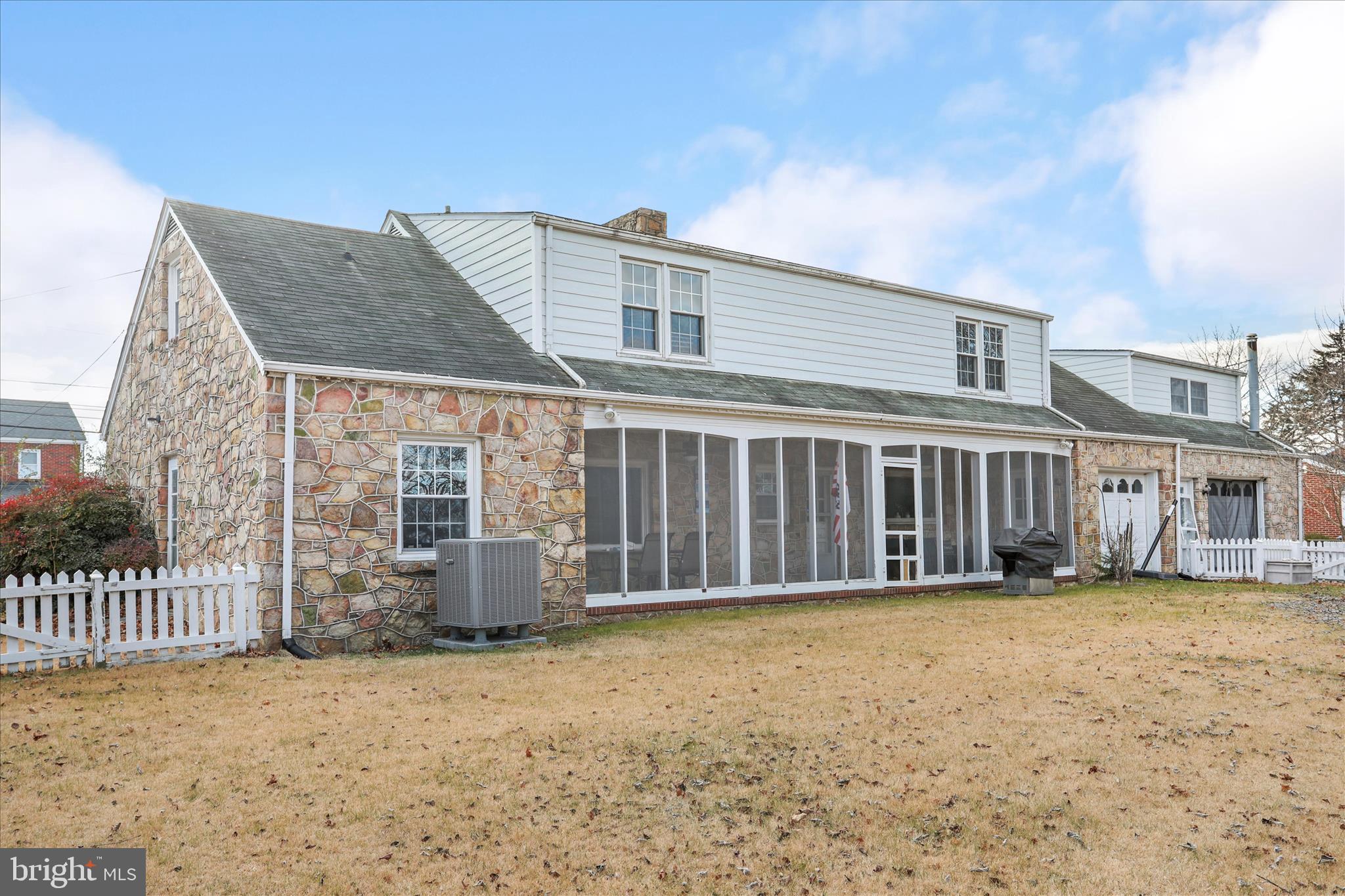 425 West 15th Street Front Royal, VA 22630 - Photo 39 of 47 Rear View of House