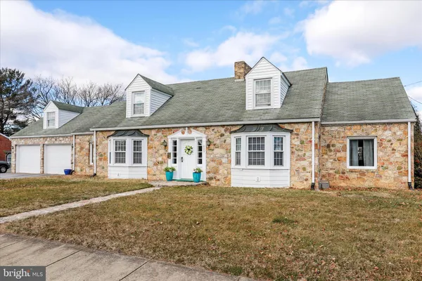 $479,000 | 425 West 15th Street, Front Royal, VA 22630