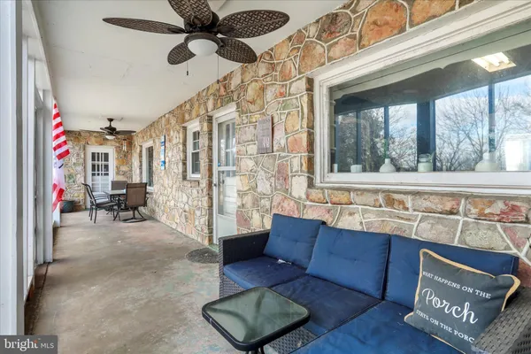 $479,000 | 425 West 15th Street, Front Royal, VA 22630