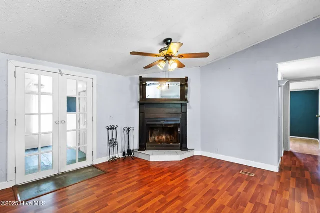 $215,000 | 137 Robert Walker Road, Moyock, NC 27958