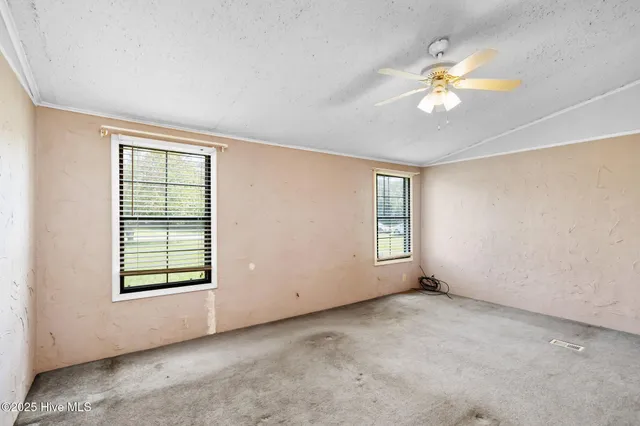 $215,000 | 137 Robert Walker Road, Moyock, NC 27958