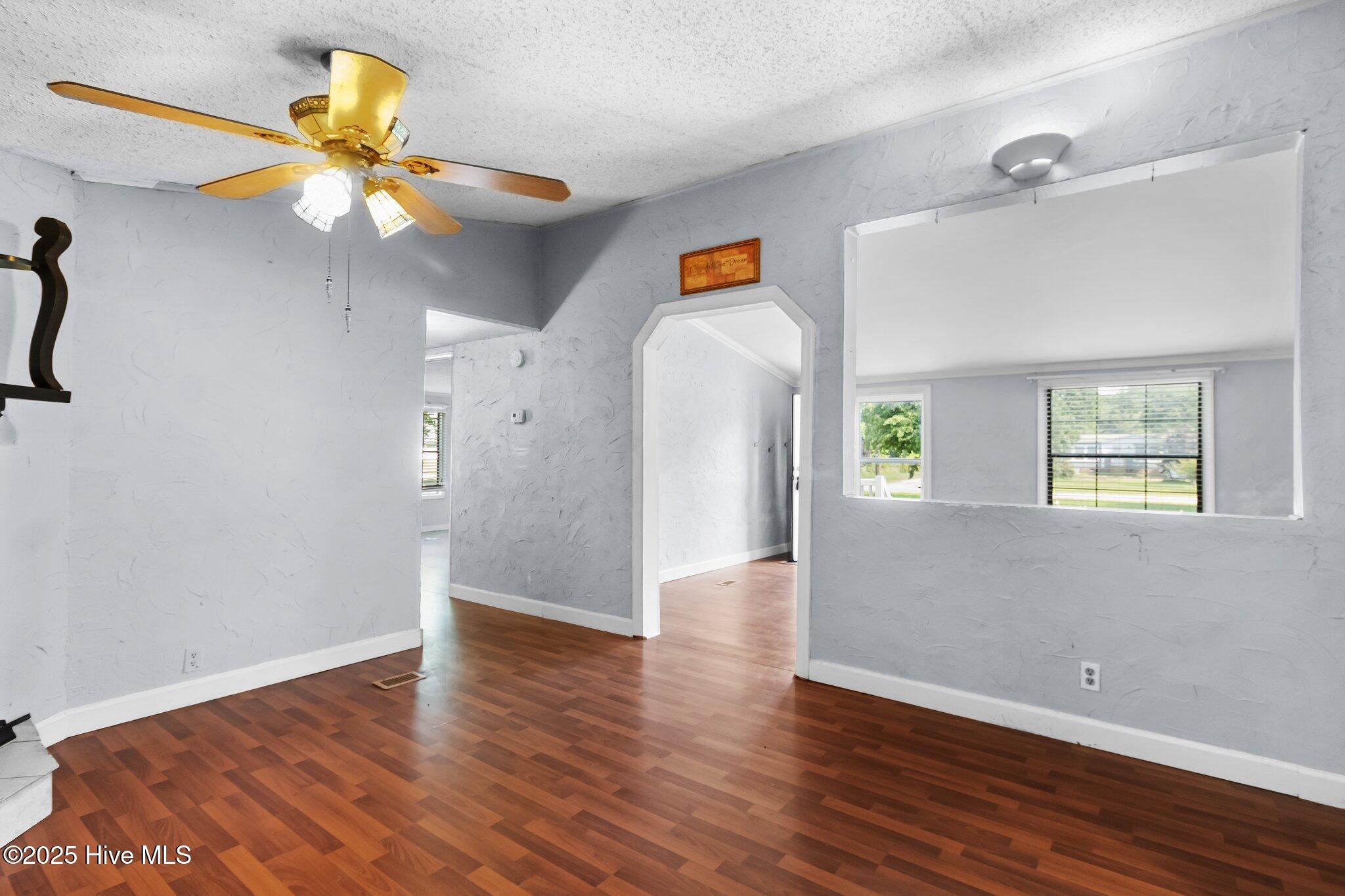 137 Robert Walker Road Moyock, NC 27958 - Photo 5 of 20 11-web-or-mls-137-robert-walker-rd