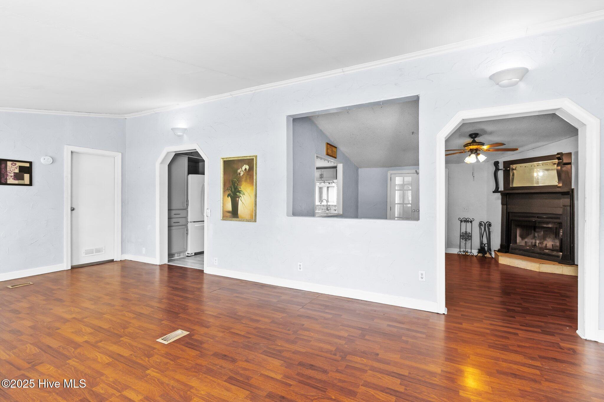 137 Robert Walker Road Moyock, NC 27958 - Photo 6 of 20 4-web-or-mls-137-robert-walker-rd