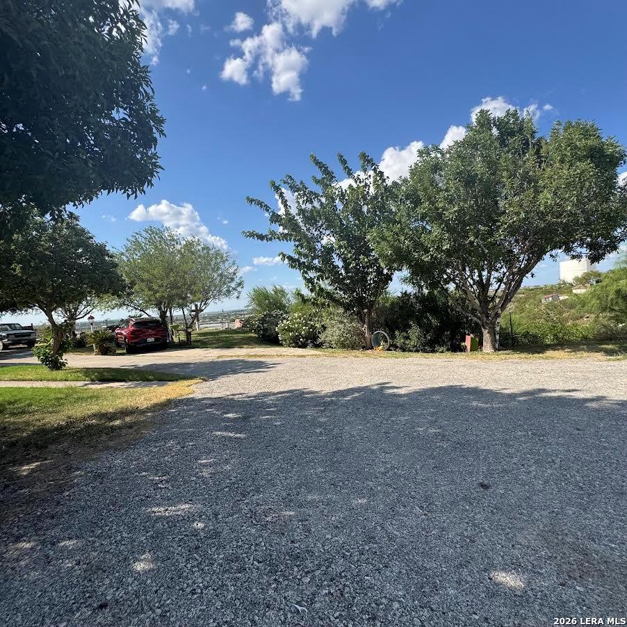 1707 Rainbow Road Eagle Pass, TX 78852 - Photo 2 of 40