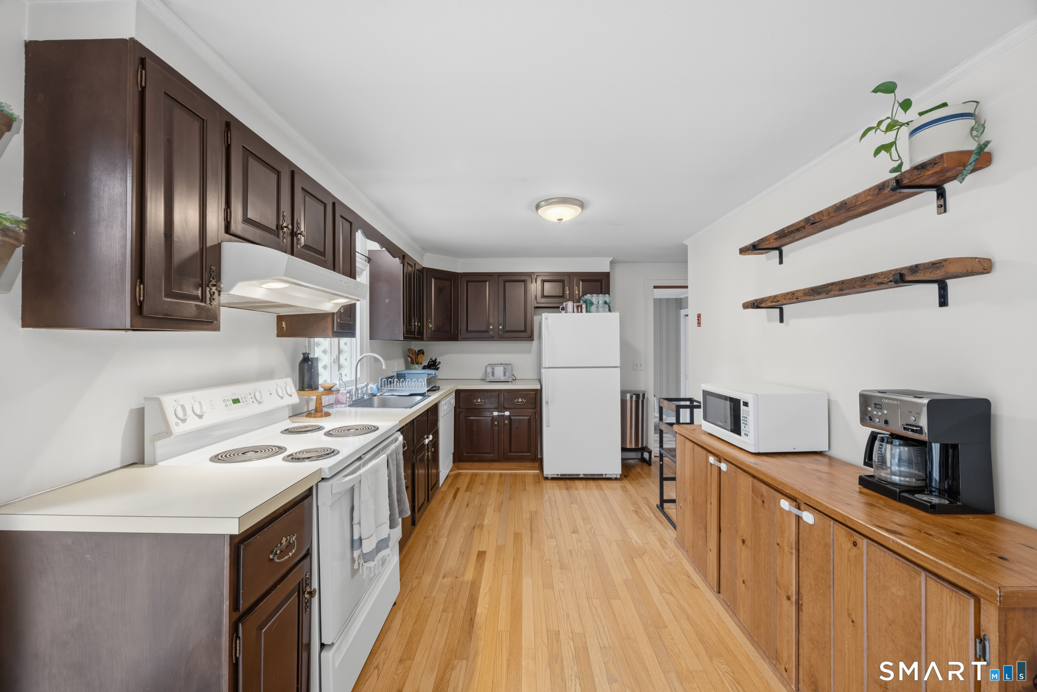 1763 Long Hill Road Guilford, CT 06437 - Photo 14 of 40
