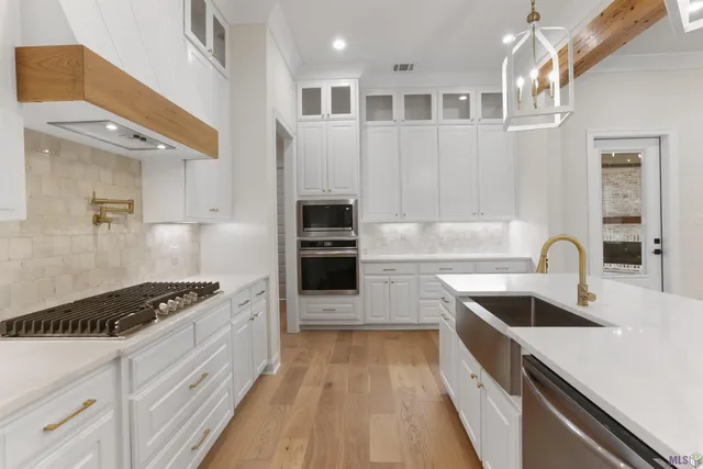 $675,000 | 6240 Tezcuco Court, Gonzales, LA 70737