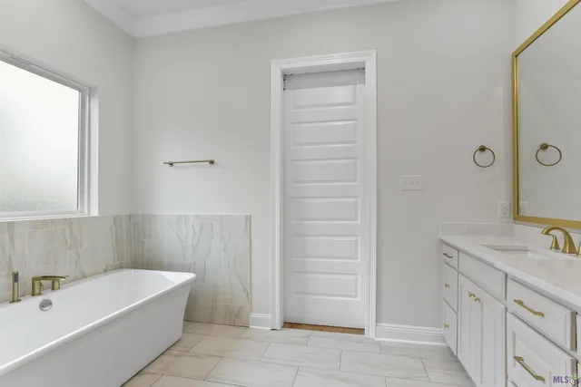 $675,000 | 6240 Tezcuco Court, Gonzales, LA 70737