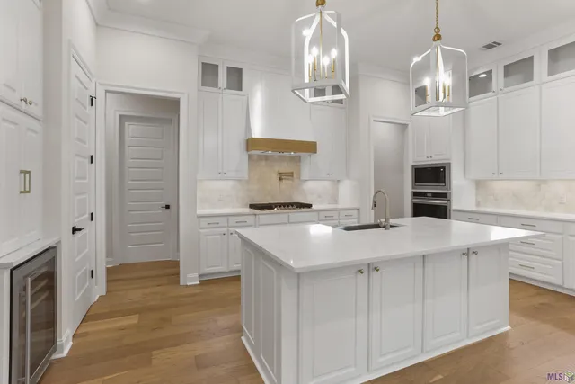 $675,000 | 6240 Tezcuco Court, Gonzales, LA 70737