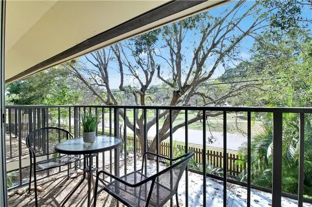 $3,300 | 525 Parkdale Mews, Unit 525, Venice, FL 34285