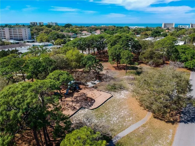 $3,300 | 525 Parkdale Mews, Unit 525, Venice, FL 34285