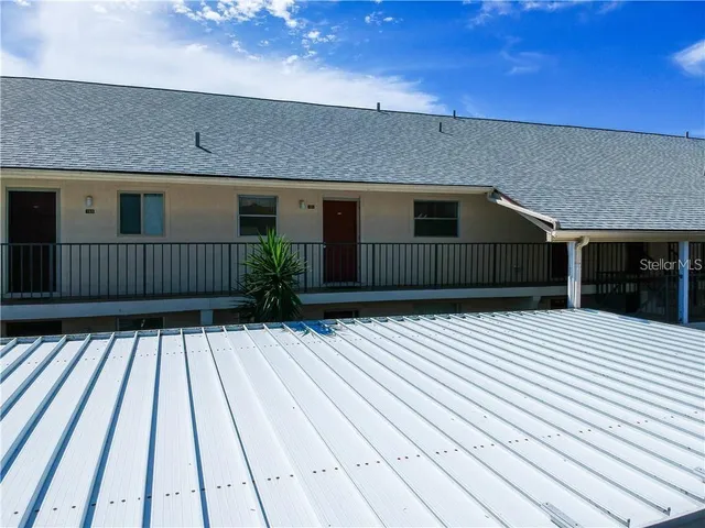 $3,300 | 525 Parkdale Mews, Unit 525, Venice, FL 34285