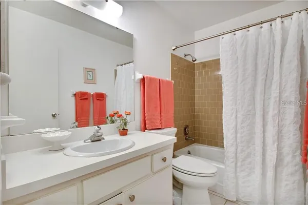 $3,300 | 525 Parkdale Mews, Unit 525, Venice, FL 34285