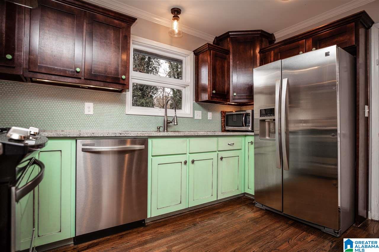 3344 Ridgely Circle Birmingham, AL 35243 - Photo 11 of 38