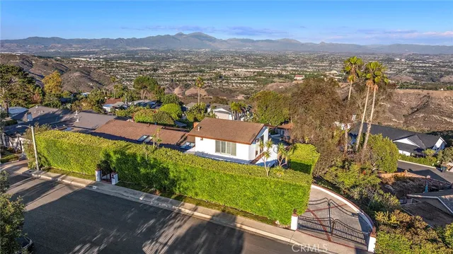 $2,899,000 | 3030 Mountain View Drive, Laguna Beach, CA 92651