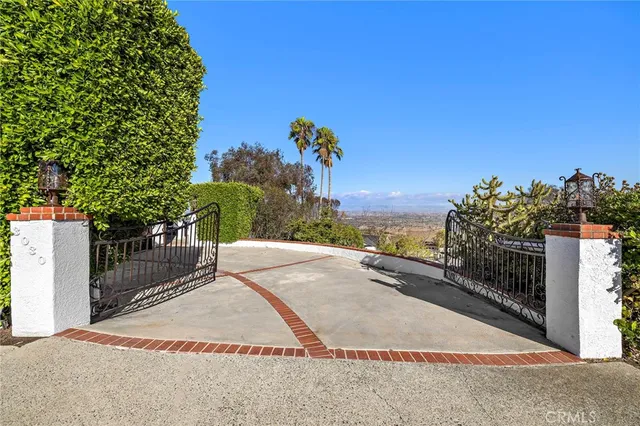 $2,899,000 | 3030 Mountain View Drive, Laguna Beach, CA 92651
