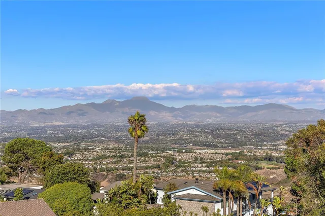 $2,899,000 | 3030 Mountain View Drive, Laguna Beach, CA 92651