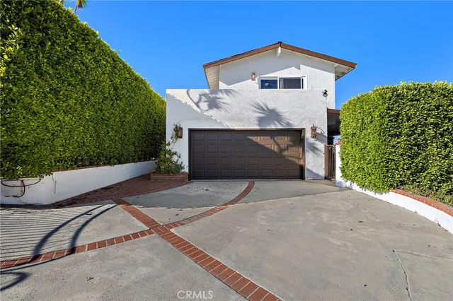 $2,899,000 | 3030 Mountain View Drive, Laguna Beach, CA 92651