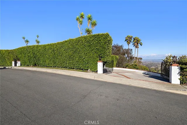 $2,899,000 | 3030 Mountain View Drive, Laguna Beach, CA 92651