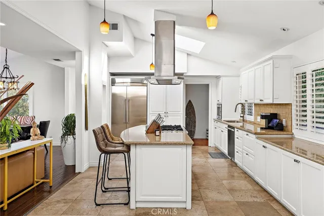 $2,899,000 | 3030 Mountain View Drive, Laguna Beach, CA 92651