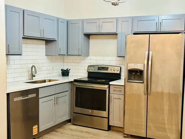 $1,950 | 2403 Chimneystone Circle, Sugar Land, TX 77479