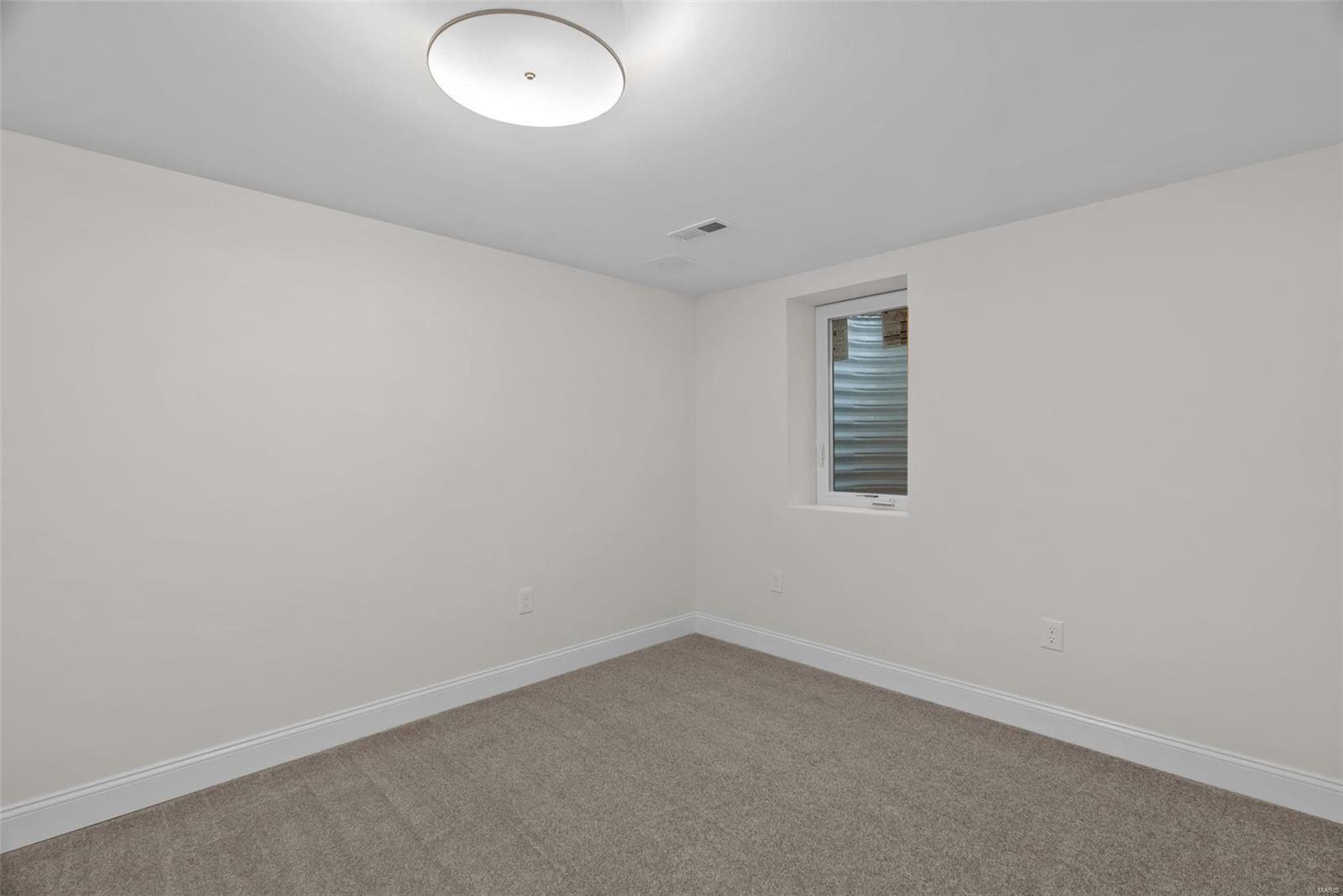 14945 Rutland Circle Chesterfield, MO 63017 - Photo 17 of 25 Gallery Image 17