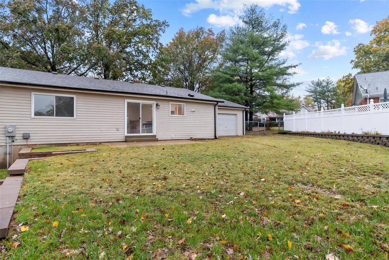 14945 Rutland Circle Chesterfield, MO 63017 - Photo 22 of 25 Gallery Image 22