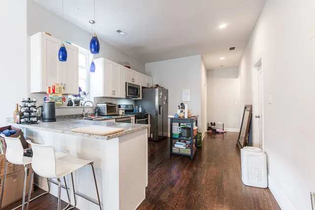 $400,000 | 7522 South Langley Avenue, Chicago, IL 60619