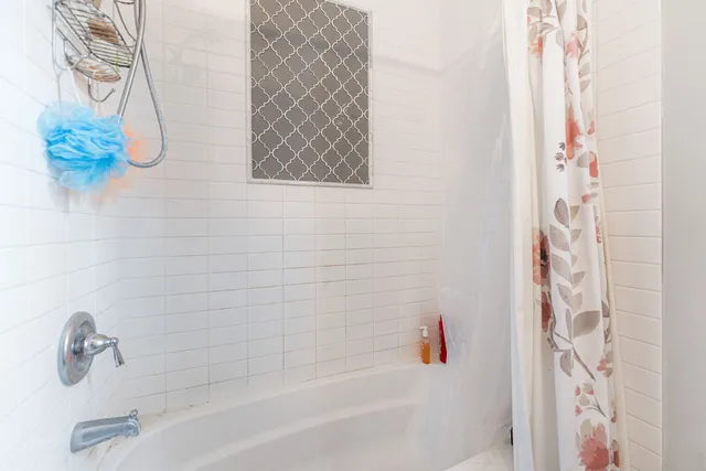 $400,000 | 7522 South Langley Avenue, Chicago, IL 60619