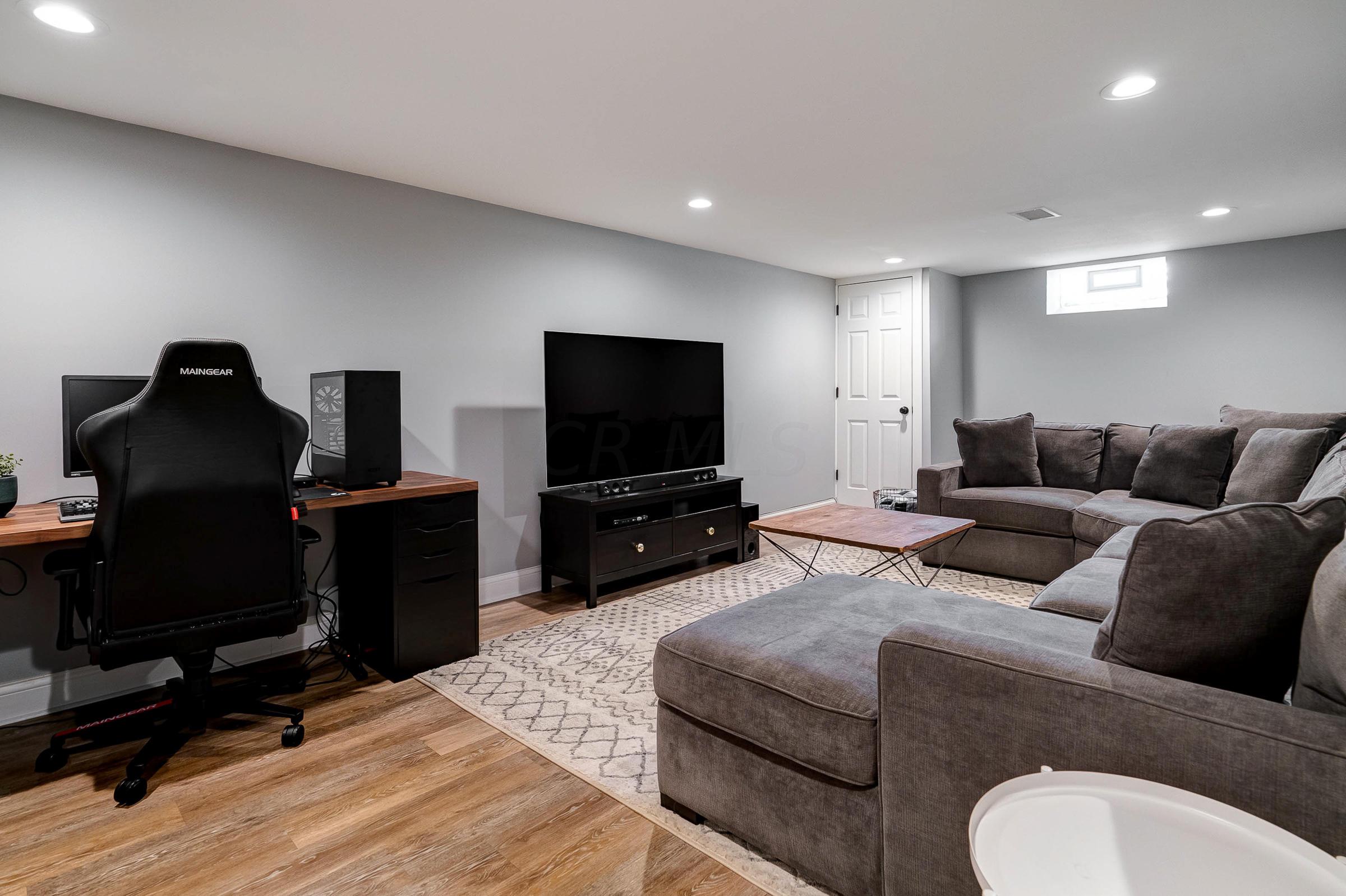3500 Redding Road Columbus, OH 43221 - Photo 26 of 34 Gallery Image 26