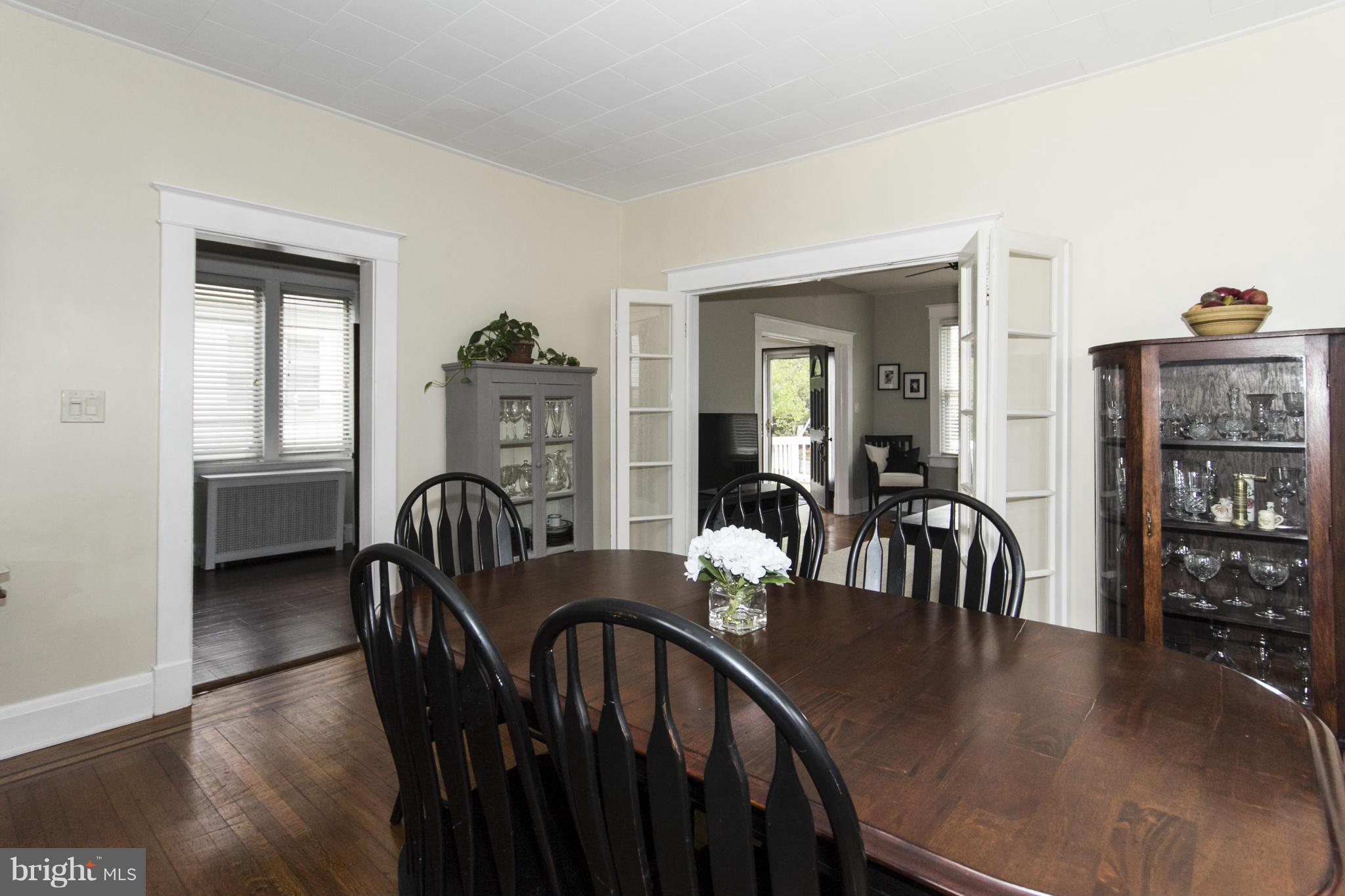 3206 Beverly Road Baltimore, MD 21214 - Photo 11 of 30 Living Room