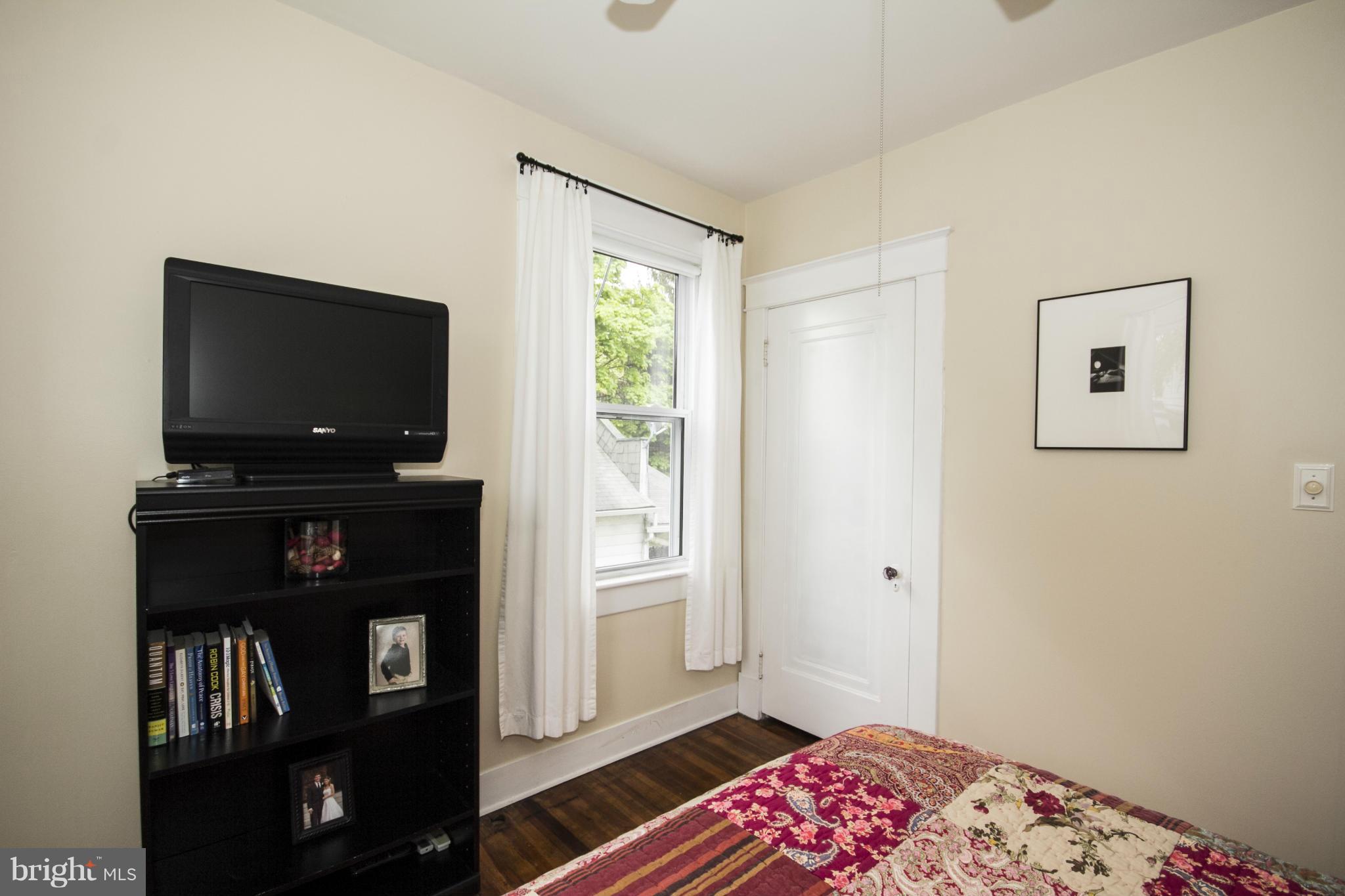 3206 Beverly Road Baltimore, MD 21214 - Photo 21 of 30 Third Bedroom