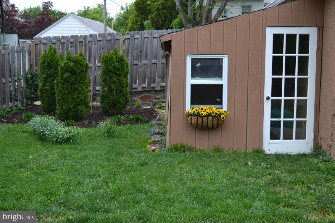3206 Beverly Road Baltimore, MD 21214 - Photo 29 of 30 Rear Shed attached to Garage